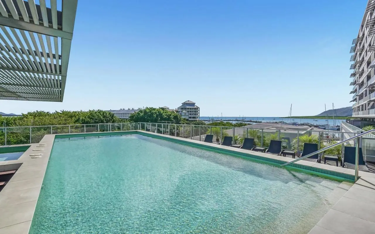 The Reef Pad, Ideally Located With A Stellar View! Cairns